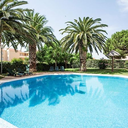 Ibis Styles Perpignan Canet En Roussillon Exterior photo
