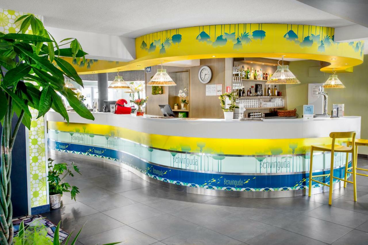 Ibis Styles Perpignan Canet En Roussillon Exterior photo