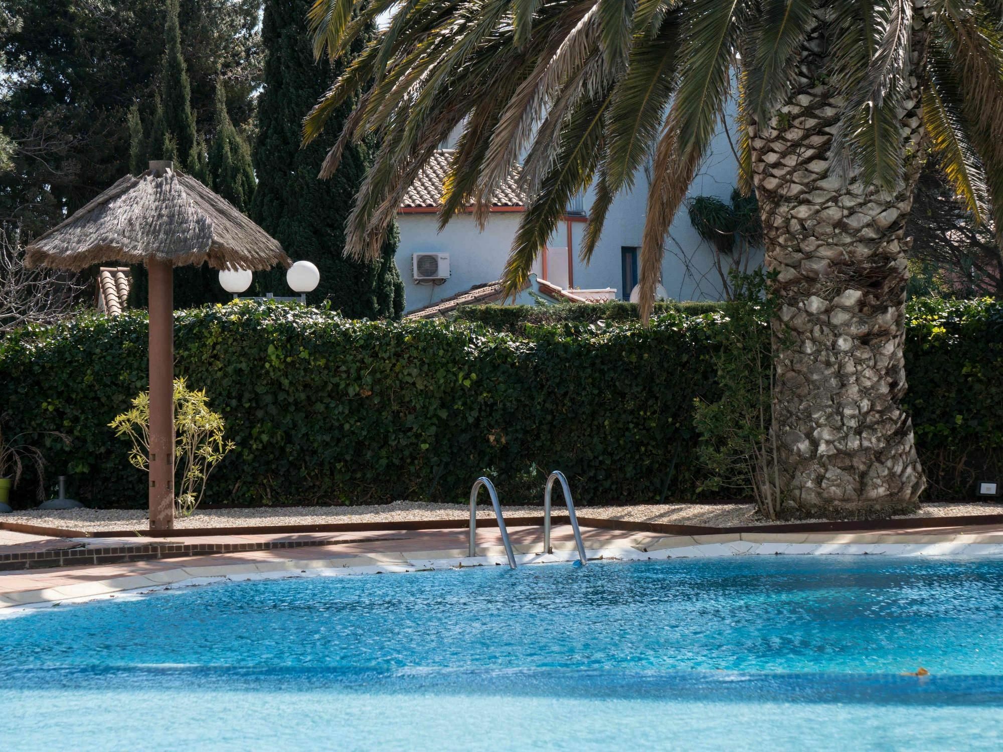 Ibis Styles Perpignan Canet En Roussillon Exterior photo